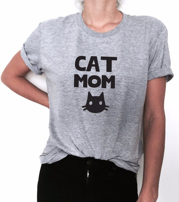 Cat Mom Signature Tee™ – Amor que Mia Alto