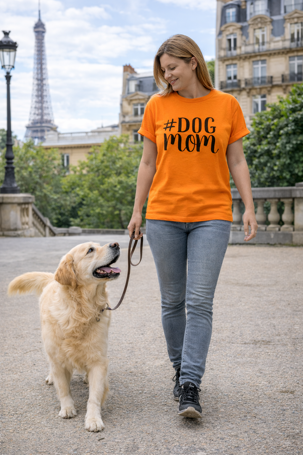 Dog Mom Signature Tee